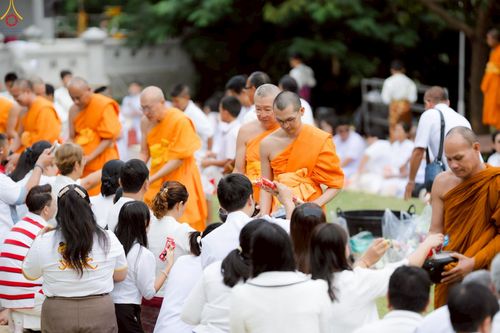 ภาพ No.234220:พิธีมุทิตาสักการะ "พระสิริรัตนเมธี" เจ้าคณะจังหวัดเลย ,พิธีถวายไทยธรรม ๙ วัด และพิธีทอดผ้าป่าเพื่อสร้างทุกสิ่ง  ในวาระทำบุญครบรอบ ๑๐ ปี ณ ศูนย์ปฏิบัติธรรมแก้วภูเรือ อ.ภูเรือ จ.เลย