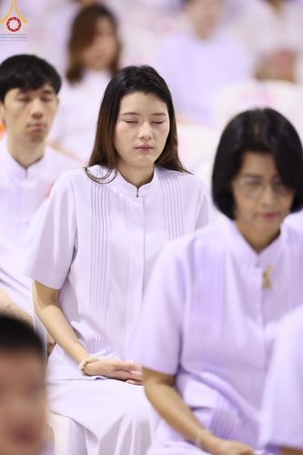 ภาพ No.159975:พิธีปฎิบัติธรรม , พิธีสักการะพระมงคลเทพมุนี (สด จนฺทสโร) พระผู้ปราบมาร ณ สภาธรรมกายสากล วัดพระธรรมกาย วันพฤหัสบดีที่ 10 ตุลาคม พ.ศ. 2567