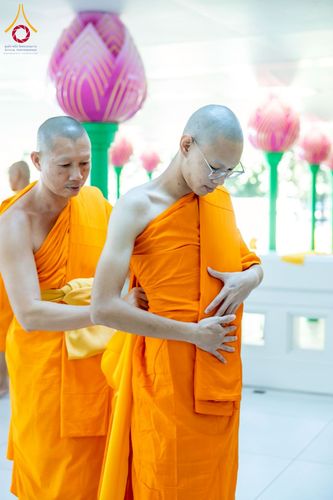 ภาพ No.277734:วันเสาร์ที่ 6 ธันวาคม พ.ศ. 2568 พิธีบรรพชาอุปสมบทและพิธีถวายบาตร โครงการอุปสมบทบูชาธรรมมหาปูชนียาจารย์ ประจำปี พ.ศ.2568 โครงการบวชพระนานาชาติ AEC และ WAB รุ่น CEO (นักบริหาร) รุ่นที่ 5 ณ มหาธรรมกายเจดีย์ วัดพระธรรมกาย