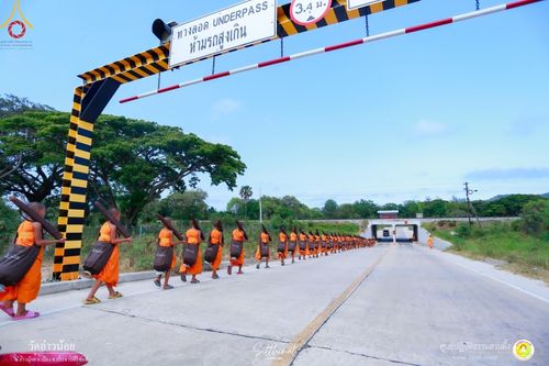 ภาพ No.93787:กิจกรรมสามเณร ศูนย์ปฏิบัติธรรมสวนผึ้ง จ.ราชบุรี ในโครงการบรรพชาสามเณรฟื้นฟูพระพุทธศาสนาทั่วไทย