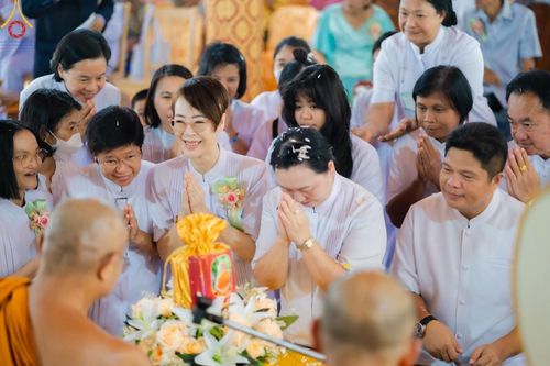 ภาพ No.166760:พิธีทอดกฐิน ณ วัดเขาดินมังกรทอง อ.บ่อทอง จ.ชลบุรี  ในโครงการกฐินสามัคคีทั่วไทย 30,000 วัด บูชาธรรม 80 ปี หลวงพ่อธัมมชโย โดยคณะศิษยานุศิษย์วัดพระธรรมกาย วันที่ 23 ตุลาคม พ.ศ. 2567