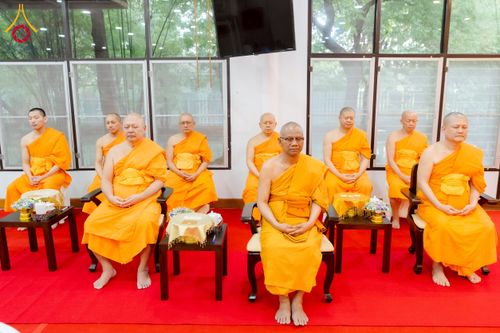 ภาพ No.221381:วันอาทิตย์ที่ 27 เมษายน พ.ศ. 2568 พิธีเจริญพระพุทธมนต์สมโภชดวงแก้วธรรมชัย เนื่องในโอกาสบูชาธรรม 81 ปีหลวงพ่อธัมมชโย อัญเชิญประดิษฐานเนื่องในโอกาสสถาปนาวัดพระธรรมกายไอซ์แลนด์ ณ อาคารปลูกศรัทธา 1 วัดพระธรรมกาย อำเภอคลองหลวง จังหวัดปทุมธานี