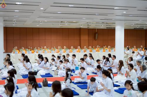 ภาพ No.228224:วันอาทิตย์ที่ 1 มิถุนายน พ.ศ.2568 พิธีถวายมหาสังฆทานพระ 100 รูป สโมสรซุปเปอร์คิดส์ ปีที่ 6 ณ ห้อง SPD 8 สภาธรรมกายสากล วัดพระธรรมกาย