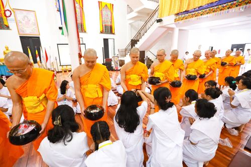 ภาพ No.151810:โครงการอบรมอุบาสิกาแก้ว บรมพุทโธ ประเทศอินโดนีเซีย ระหว่างวันที่ 16 - 22 สิงหาคม พ.ศ. 2567 ณ วัด Graha Padmasambhava