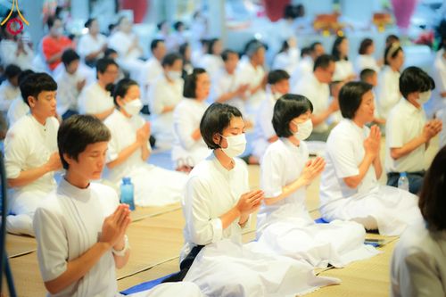 ภาพ No.111855:พิธีถวายภัตตาหารเป็นสังฆทาน แด่คณะพระธรรมยาตราฯ ในโครงการธรรมยาตรา กตัญญูบูชา มหาปูชนียาจารย์ พระมงคลเทพมุนี(สด จนฺทสโร) พระผู้ปราบมาร อนุสรณ์สถาน 7 แห่ง ปีที่ 12 วันที่ 14 มกราคม พ.ศ. 2567 ณ อนุสรณ์สถานมหาวิหารพระมงคลเทพมุนี  (โลตัสแลนด์) อ.สองพี่น้อง จ