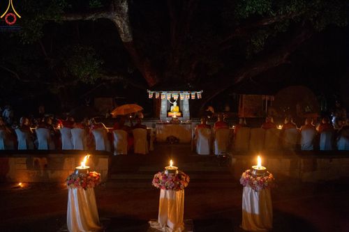 ภาพ No.141053:PhotoStory มหาศรัทธา ธรรมยาตราศรีลังกา EP.6 พิธีจุดวิสาขประทีป 6 วัด ถวายเป็น พุทธบูชา  โครงการสยาม-ลังกา ธรรมยาตรา  ฉลองเทศกาลวิสาขบูชาแห่งชาติ ศรีลังกา  บูชาธรรม 80 ปี หลวงพ่อธัมมชโย วันที่ 16 พฤษภาคม พ.ศ. 2567