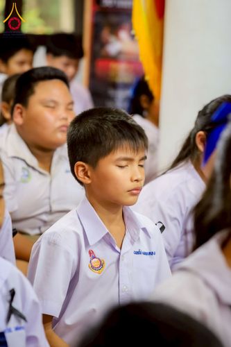 ภาพ No.272560:วันที่ 21 พฤศจิกายน พ.ศ. 2568 รวมพลังเด็กดี V-Star ผู้นำฟื้นฟูศีลธรรมโลก ประจำปี 2568 จังหวัดสุโขทัย ณ ศูนย์ปฏิบัติธรรมสุโขทัย