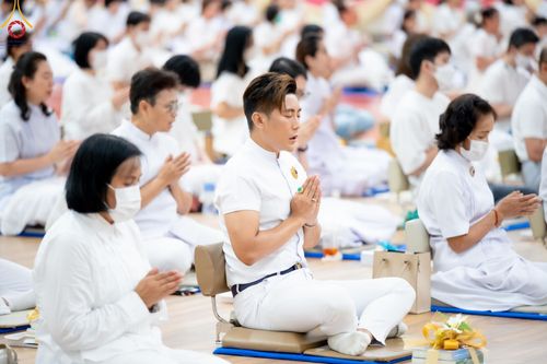 ภาพ No.136887:พิธีถวายหนังสือธรรมะ บาลี นักธรรม ทางก้าวหน้า ณ ห้องแก้วสารพัดนึก 2 วัดพระธรรมกาย วันเสาร์ที่ 11 พฤษภาคม พ.ศ. 2567