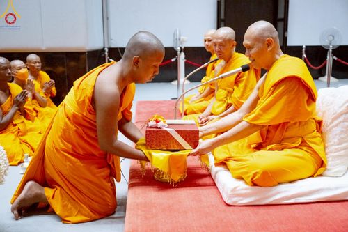 ภาพ No.217464:วันเสาร์ที่ 12 เมษายน พ.ศ. 2568 พิธีอุปสมบท ในโครงการอุปสมบทหมู่ บูชาธรรมหลวงพ่อธัมมชโย, โครงการธรรมทายาท ระดับอุดมศึกษา รุ่นที่ 52 ,  โครงการบวชพระนานาชาติ AEC & WAB CEO รุ่นที่ 4 ณ วัดพระธรรมกาย