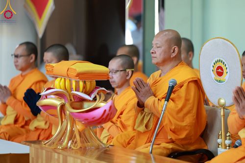 ภาพ No.95476:พิธีทอดกฐินบรมจักรพรรดิสร้างทุกสิ่ง วัดพระธรรมกายยามานาชิ ประเทศญี่ปุ่น วันอาทิตย์ที่ 19 พฤศจิกายน พ.ศ. 2566