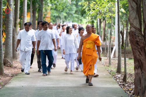 ภาพ No.149671:ศูนย์ปฏิบัติธรรมอรัญประเทศ จังหวัดสระแก้ว จัดโครงการอบรม อุบาสก อุบาสิกาแก้ว ตัวแทนทอดกฐินทั่วไทย 30,000 วัด วันที่ 23-25 สิงหาคม พ.ศ. 2567