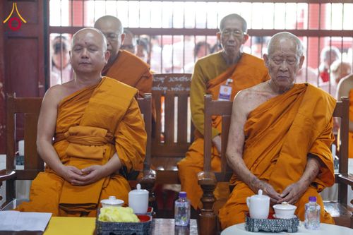 ภาพ No.202164:พิธีเจริญพระพุทธมนต์ ปฏิบัติธรรม มอบทุนการศึกษา ถวายสังฆทาน 108 วัด เพื่อถวายเป็นพุทธบูชา และขับเคลื่อนโครงการหมู่บ้านรักษาศีล 5 โดยคณะสงฆ์จังหวัดนครปฐม คณะศิษยานุศิษย์วัดพระธรรมกาย โครงการธรรมยาตรา ปีที่ 13 ณ วัดบางปลา อำเภอบางเลน จังหวัดนครปฐม