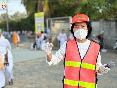 ภาพ No.116958:V.16 เป็นทีม การเตรียมงาน เก็บงาน การรับบุญของเจ้าหน้าที่หน่วยงานต่างๆ เพื่อโครงการธรรมยาตรา กตัญญูบูชามหาปูชนียาจารย์ พระมงคลเทพมุนี (สด จนฺทสโร) พระผู้ปราบมาร อนุสรณ์สถาน 7 แห่ง ปีที่ 12 ระหว่างวันที่ 2 - 31 มกราคม พ.ศ. 2567