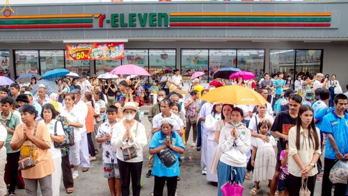 ภาพ No.238175:วันเสาร์ที่ 9 สิงหาคม พ.ศ. 2568 พิธีไถ่ชีวิตโค-โคท้อง 162 ตัว ณ ใจกลางนครหาดใหญ่ จ.สงขลา