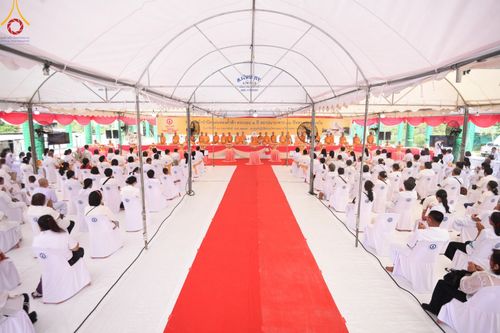 ภาพ No.123997:พิธีทอดผ้าป่า ปิดแผ่นทองค้ำฟ้า ครบรอบ 1 ปี สถาปนาอาคาร 80 ปี หลวงพ่อธัมมชโย ณ ศูนย์ปฏิบัติธรรมวิหารแดง ตำบลเจริญธรรม อำเภอวิหารแดง จ.สระบุรี วันที่ 18 กุมภาพันธ์ พ.ศ. 2567