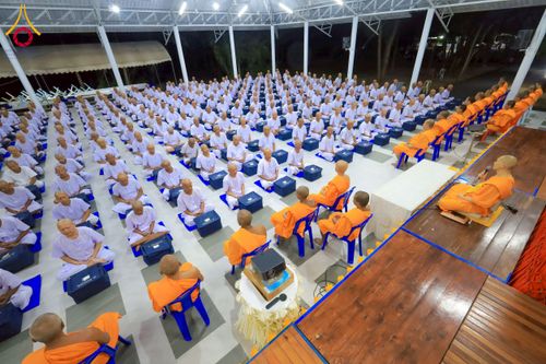 ภาพ No.275960:วันที่ 26-30 พฤศจิกายน พ.ศ. 2568 ทีมพระพี่เลี้ยงตั้งรับ รายงานตัวโครงการบวชบูชาธรรมมหาปูชนียาจารย์ ณ ศูนย์ปฏิบัติธรรมบุรีรัมย์