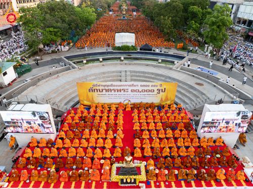 ภาพ No.312724:วันอาทิตย์ที่ 8 มีนาคม พ.ศ.2569 ทำบุญเมืองนครราชสีมา 558 ปี ตักบาตรพระ 10,000 รูป (ภาพชุดที่ 2)