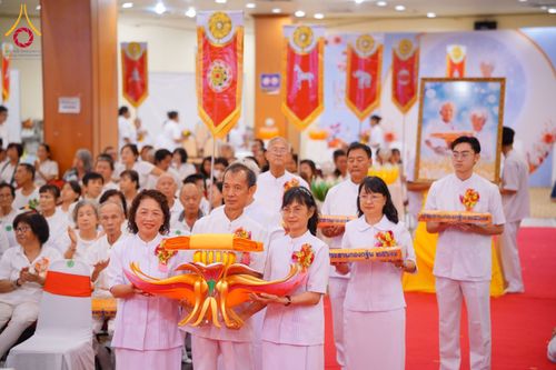 ภาพ No.173866:พิธีทอดกฐิน วัดภาวนาปีนัง ประเทศมาเลเซีย วันที่ 31 ตุลาคม พ.ศ. 2567