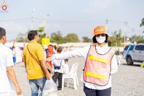 ภาพ No.117751:V.17 สำเร็จๆ การเตรียมงาน เก็บงาน การรับบุญของเจ้าหน้าที่หน่วยงานต่างๆ เพื่อโครงการธรรมยาตรา กตัญญูบูชามหาปูชนียาจารย์ พระมงคลเทพมุนี (สด จนฺทสโร) พระผู้ปราบมาร อนุสรณ์สถาน 7 แห่ง ปีที่ 12 ระหว่างวันที่ 2 - 31 มกราคม พ.ศ.2567