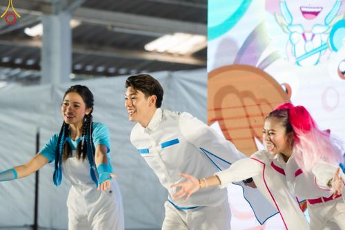 ภาพ No.111236:กิจกรรมงานวันเด็กแห่งชาติ รวมพลังเด็กเก่งและดี สร้างความดีสากล ปีที่ 6 ร่วมจัดโดย เทศบาลเมืองท่าโขลง พุทธสมาคมปทุมธานี องค์การบริหารส่วนตำบลคลองสาม ณ วัดพระธรรมกาย จ.ปทุมธานี วันที่ 13 มกราคม พ.ศ. 2567