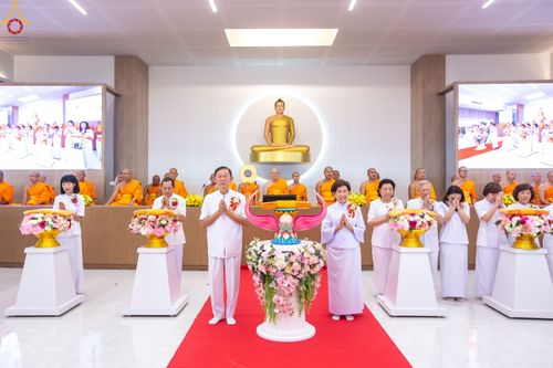 ภาพ No.128864:พิธีทอดผ้าป่าฉลองมหารัตนเจดีย์สิริปทุมสวรรค์ ณ ศูนย์ปฏิบัติธรรมภาคใต้ อ.บางกล่ำ จ.สงขลา วันที่ 10 มีนาคม พ.ศ. 2567