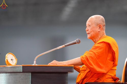 ภาพ No.102992:พิธีมุทิตาหลวงพ่อทัตตชีโว วันที่ 17 ธันวาคม พ.ศ. 2566 ณ สภาธรรมกายสากล วัดพระธรรมกาย