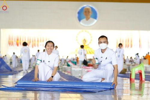 ภาพ No.125370:V.27 มาฆะ สาธุ  การรับบุญเตรียมงาน ปฎิบัติงาน เก็บงาน ของเจ้าหน้าที่หน่วยงานต่างๆ เพื่อวันมาฆบูชา วันเสาร์ที่ 24 กุมภาพันธ์  พ.ศ. 2567 ณ วัดพระธรรมกาย จ.ปทุมธานี