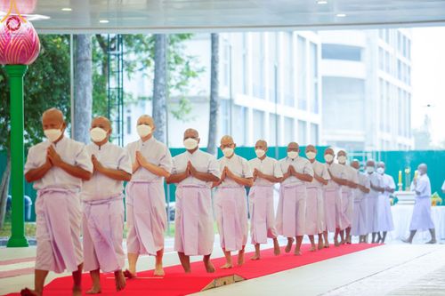 ภาพ No.112293:พิธีบรรพชาอุปสมบท โครงการอุปสมบทหมู่บูชาธรรม 115 ปี คุณยายอาจารย์ฯ, โครงการอุปสมบทหมู่ธรรมทายาท ระดับอุดมศึกษา รุ่นที่ 50 ภาคฤดูหนาว ณ โบสถ์พระไตรปิฎก วัดพระธรรมกาย จ.ปทุมธานี วันเสาร์ที่ 13 มกราคม พ.ศ. 2567