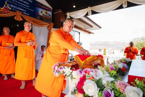 ภาพ No.316354:วันอาทิตย์ที่ 15 มีนาคม พ.ศ.2569 พิธีปฐมเริ่มหล่อองค์พระเจดีย์ เพื่อสร้างสันติภาพโลก บูชาธรรม ๘๒ ปี หลวงพ่อธัมมชโย  ณ วัดป่าธรรมกายนานาชาติโทชิหงิ ประเทศญี่ปุ่น