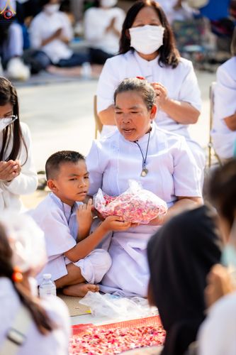 ภาพ No.299367:วันที่ 18 มกราคม พ.ศ. 2569 พิธีต้อนรับพระธรรมยาตรา ณ อนุสรณ์สถานลำดับที่ 5 สถานที่เผยแผ่วิชชาธรรมกายครั้งแรก อนุสรณ์สถานบางปลา วัดบางปลา อำเภอบางเลน จังหวัดนครปฐม ในโครงการธรรมยาตรา กตัญญูบูชา มหาปูชนียาจารย์ พระมงคลเทพมุนี(สด จนฺทสโร) พระผู้ปราบมาร อนุส