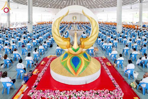 ภาพ No.346128:วันที่ 28 สิงหาคม พ.ศ.2569 พิธีบุพเปตพลี ครั้งที่ 186 ร่วมอุทิศส่วนกุศล แด่หมู่ญาติผู้ล่วงลับไปแล้ว และเป็นปัจจัยสนับสนุน การเผยแผ่พระพุทธศาสนา ณ หอฉันคุณยายอาจารย์ วัดพระธรรมกาย