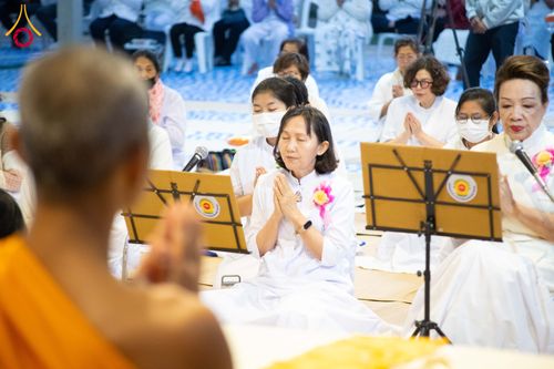 ภาพ No.293482:วันที่ 13 มกราคม พ.ศ. 2569 พิธีถวายภัตตาหารเป็นสังฆทาน แด่พระธรรมยาตรา ณ อนุสรณ์สถานมหาวิหารพระมงคลเทพมุนี (โลตัสแลนด์) อ.สองพี่น้อง จ.สุพรรณบุรี ในโครงการธรรมยาตรา กตัญญูบูชา มหาปูชนียาจารย์ พระมงคลเทพมุนี(สด จนฺทสโร) พระผู้ปราบมาร อนุสรณ์สถาน 7 แห่ง ปี