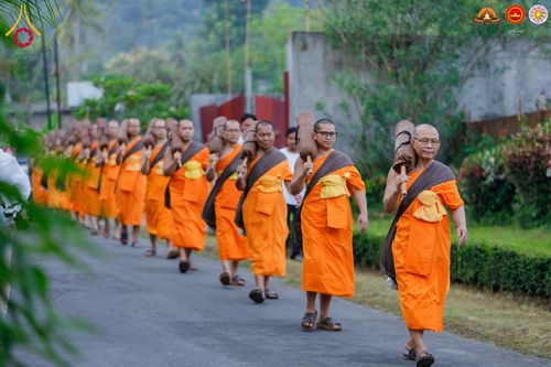 ภาพ No.280044:วันที่ 31 ธันวาคม พ.ศ. 2568 เดินธรรมยาตราที่บรมพุทธโธ อินโดนีเซีย