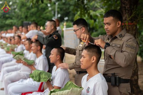 ภาพ No.349300:วันจันทร์ที่ 14 กันยายน พ.ศ.2569  พิธีตัดปอยผมนักเรียนนายสิบธรรมทายาท  "โครงการบรรพชาและพัฒนาศีลธรรม นักเรียนนายสิบตำรวจรุ่นที่ 16“  ณ ศูนย์ฝึกอบรมตำรวจภูธร ภาค 1  จ.สระบุรี