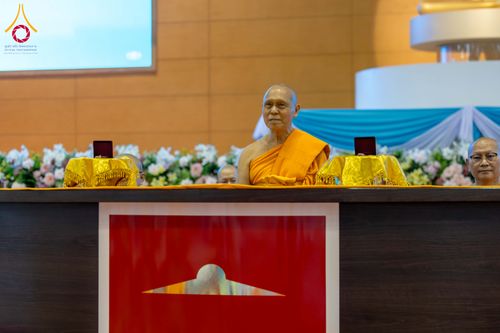 ภาพ No.308565:วันที่ 1 กุมภาพันธ์ พ.ศ. 2569 สัมมนาพิเศษ พิธีมอบพระราชเหล็ก ณ ห้องแก้วสารพัดนึก1 วัดพระธรรมกาย จ.ปทุมธานี