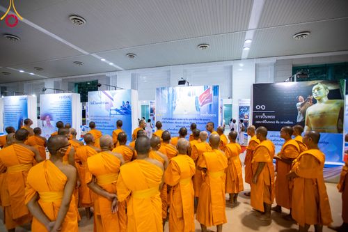 ภาพ No.90899:พิธีบำเพ็ญกุศลสวดพระอภิธรรม  อุบาสกถาวร พรหมถาวร (อุบาสกผู้ปั้นพระ) คืนที่ 5 วันพุธที่ 18 ตุลาคม พ.ศ. 2566 ณ ห้องแก้วสารพัดนึก 1 สภาธรรมกายสากล วัดพระธรรมกาย จ.ปทุมธานี