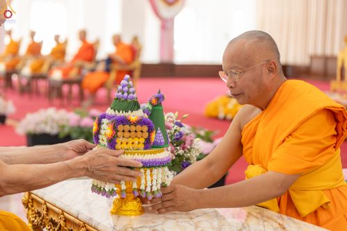 ภาพ No.331858:วันพฤหัสบดีที่ 4 มิถุนายน พ.ศ.2569 พิธีต้อนรับเปรียญธรรม 9 ประโยค และเปรียญธรรม 6 ประโยค  ณ อาคารธรรมสภา วัดบ้านขุน ต.บ่อหลวง อ.ฮอด จ.เชียงใหม่