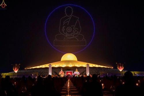 ภาพ No.308123:วันที่ 31 มกราคม พ.ศ. 2569 พิธีจุดประทีปธรรมถวายเป็นพุทธบูชา  และบูชาธรรมมหาปูชนียาจารย์ (ภาพชุดที่ 3) ณ วัดพระธรรมกาย ปทุมธานี ในโครงการธรรมยาตรา กตัญญูบูชา มหาปูชนียาจารย์ พระมงคลเทพมุนี(สด จนฺทสโร) พระผู้ปราบมาร อนุสรณ์สถาน 7 แห่ง ปีที่ 14