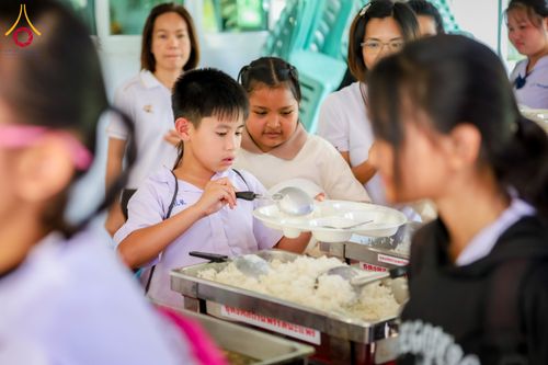 ภาพ No.285495:วันที่ 11 ธันวาคม พ.ศ. 2568  รวมพลังเด็กดี V-Star ผู้นำฟื้นฟูศีลธรรมโลก ประจำปี 2568 จังหวัดแพร่  ณ ธุดงคสถานแพร่ อำเภอวังชิ้น จังหวัดแพร่