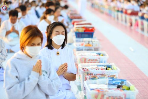 ภาพ No.68695:พิธีตักบาตรฉลองพระใหม่ วันที่ 1 มกราคม พ.ศ. 2566 ณ วัดพระธรรมกาย จ.ปทุมธานี