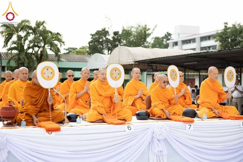 ภาพ No.346962:วันอาทิตย์ที่ 30 สิงหาคม พ.ศ. 2569  พิธีทำบุญตักบาตรพระ 123 รูป เนื่องในโอกาสครบรอบ 122 ปี แห่งการก่อตั้งอำเภอคลองหลวง จังหวัดปทุมธานี ณ บริเวณหน้าที่ว่าการอำเภอคลองหลวง