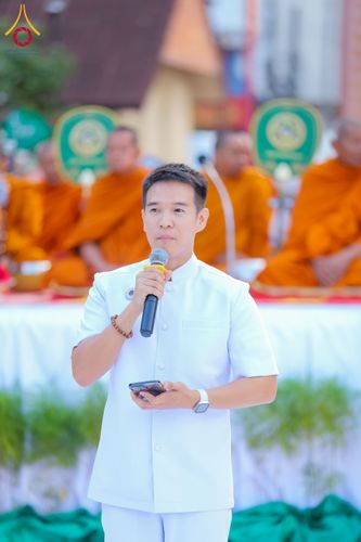 ภาพ No.313838:วันอาทิตย์ที่ 14 มีนาคม พ.ศ. 2569 ทำบุญเมืองหาดใหญ่ตักบาตรพระ 1,109 รูป เติมบุญใหญ่ หลังวิกฤตมหาอุทกภัย ณ ซุ้มประตูไชน่าทาวน์ ถนนศุภสารรังสรรค์ อ.หาดใหญ่ จ.สงขลา