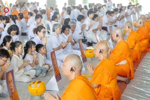ภาพ No.144170:พิธีบรรพชาอุปสมบทหมู่ พระธรรมทายาทนานาชาติ(ภาษาจีน) รุ่น 19 ณ วัดพระธรรมกาย จ.ปทุมธานี วันเสาร์ที่ 13 กรกฎาคม พ.ศ. 2567