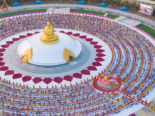 ภาพ No.116706:พิธีต้อนรับพระธรรมยาตรา ปีที่ 12 ณ อนุสรณ์สถานบางปลา จ.นครปฐม วันที่ 21 มกราคม พ.ศ. 2567