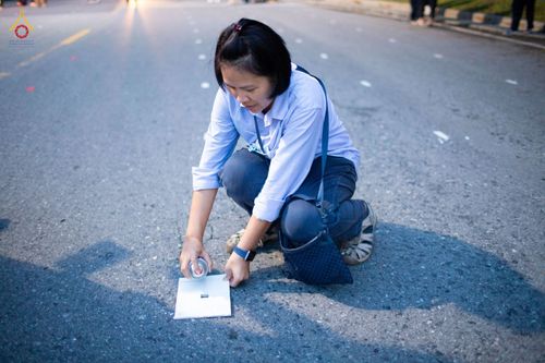 ภาพ No.88776:คณะสงฆ์ เจ้าหน้าที่ และสาธุชน ทุ่มเทแรงกายแรงใจเตรียมงาน เพื่องานวันครูผู้ค้นพบวิชชาธรรมกาย ตั้งแต่วันที่ 20 กันยายน พ.ศ. 2566