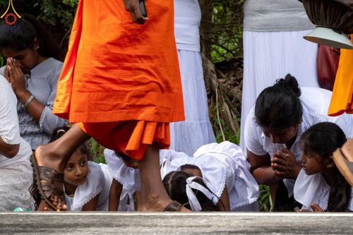 ภาพ No.139943:PhotoStory มหาศรัทธา ธรรมยาตราศรีลังกา EP.2 พิธีเปิดโครงการสยาม-ลังกา ธรรมยาตรา ฉลองเทศกาลวิสาขบูชาแห่งชาติ ศรีลังกา บูชาธรรม 80 ปีหลวงพ่อธัมมชโย เมื่อวันที่ 17 พฤษภาคม พ.ศ. 2567