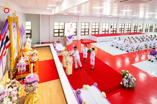 ภาพ No.227167:วันอังคารที่ 3 มิถุนายน พ.ศ. 2568 นายอำเภอคลองหลวง นำพสกนิกรรวมใจภักดิ์ สมเด็จพระนางเจ้าฯ พระบรมราชินี เนื่องในโอกาสวันเฉลิมพระชนมพรรษา ณ อาคารปลูกศรัทธา 2 วัดพระธรรมกาย อ.คลองหลวง จ.ปทุมธานี