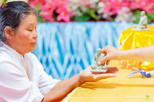 ภาพ No.236575:วันพุธที่ 30 กรกฏาคม  พ.ศ. 2568 พิธีถวายมหาสังฆทาน 81 วัด 81 ปี หลวงพ่อธัมชโย ครั้งที่ 2  ณ ศูนย์ปฏิบัติธรรมสวนผึ้ง ต.ท่าเคย อ.สวนผึ้ง จ.ราชบุรี