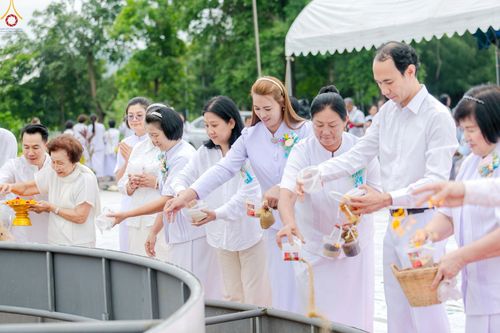 ภาพ No.246938:วันอาทิตย์ที่ 14 กันยายน พ.ศ. 2568 พิธีทอดผ้าป่า ซื้อดิน ปรับพื้นที่ลานธรรม  และพิธีกลั่นแผ่นดิน โปรยทราย สถาปนาองค์พระเจดีย์ เพื่อสร้างสันติภาพโลก  ณ ศูนย์ปฏิบัติธรรมสระบุรี อ.พระพุทธบาท จ.สระบุรี