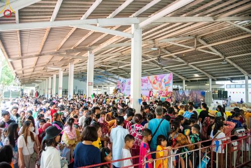 ภาพ No.111313:กิจกรรมงานวันเด็กแห่งชาติ รวมพลังเด็กเก่งและดี สร้างความดีสากล ปีที่ 6 ร่วมจัดโดย เทศบาลเมืองท่าโขลง พุทธสมาคมปทุมธานี องค์การบริหารส่วนตำบลคลองสาม ณ วัดพระธรรมกาย จ.ปทุมธานี วันที่ 13 มกราคม พ.ศ. 2567